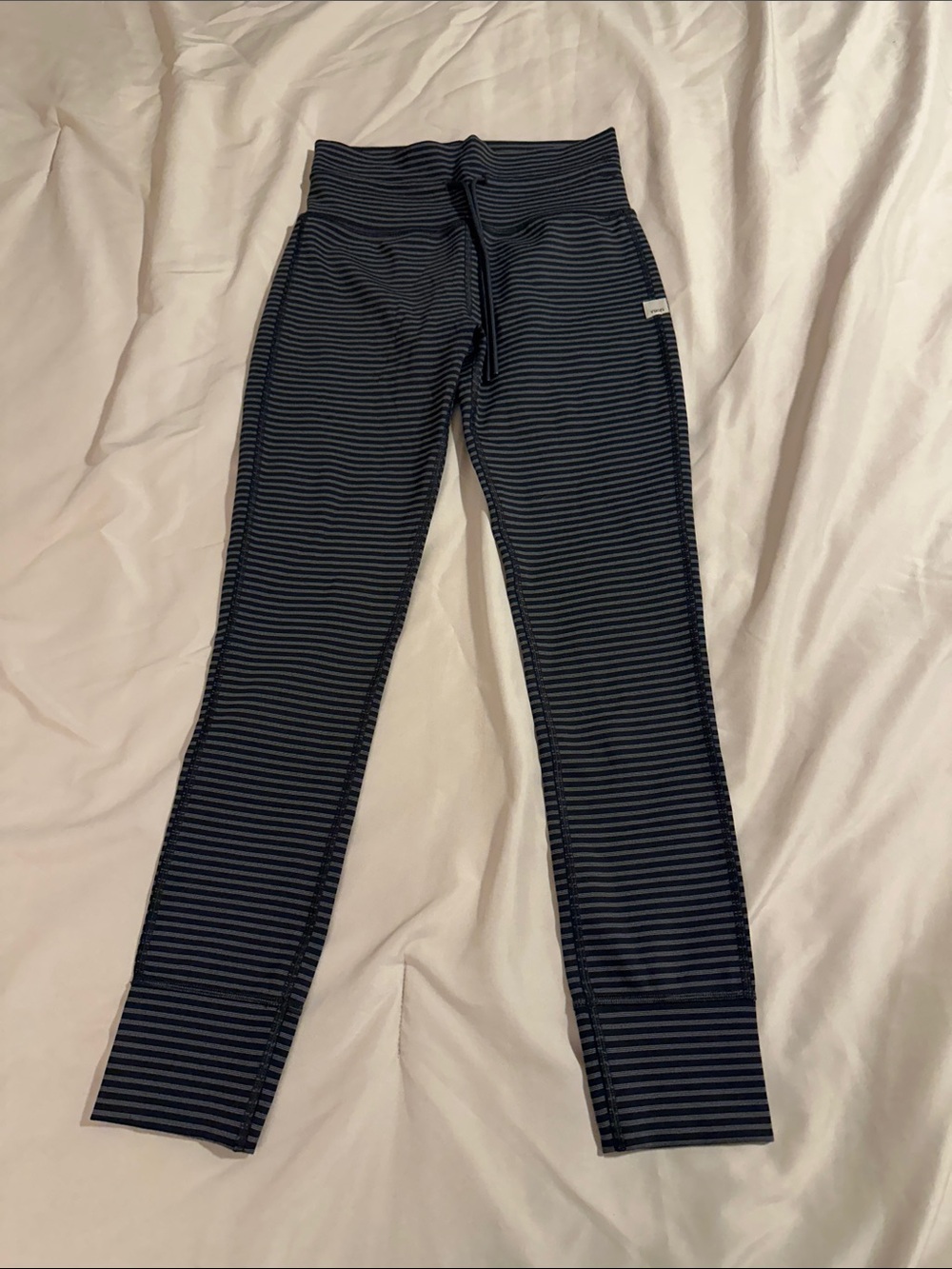 Vuori Daily Leggings - Picture 2 of 3